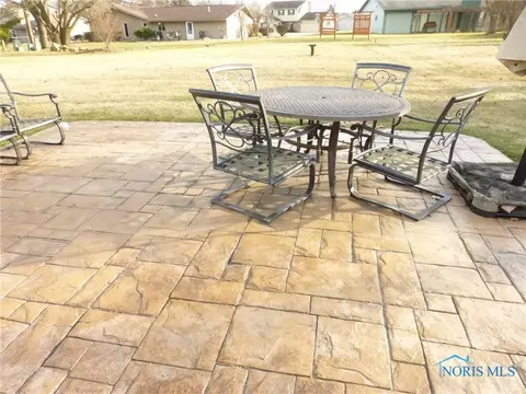 515 Rosemont Ave, Bryan, OH 43506 photo 4