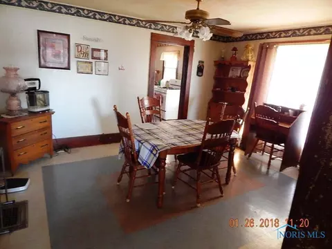 425 E Main St, Fayette, OH 43521 photo 12