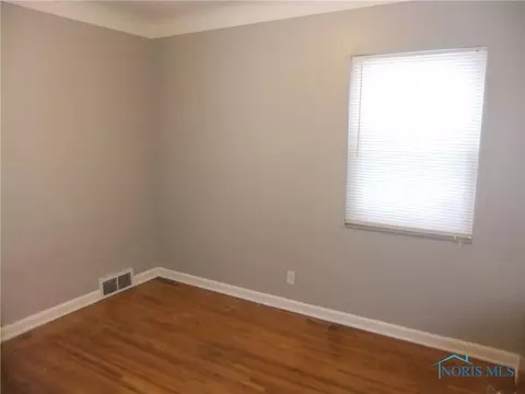 2065 Eileen Rd, Toledo, OH 43615 photo 13