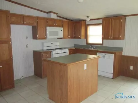 9049 Wayne Rd, Wayne, OH 43466 photo 9
