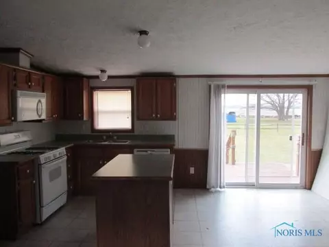 9049 Wayne Rd, Wayne, OH 43466 photo 10