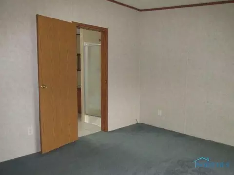 9049 Wayne Rd, Wayne, OH 43466 photo 12