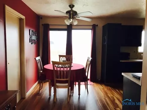 1232 Greenfield Dr, Willard, OH 44890 photo 6
