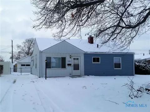 2833 Trimble Rd, Toledo, OH 43613 photo 1