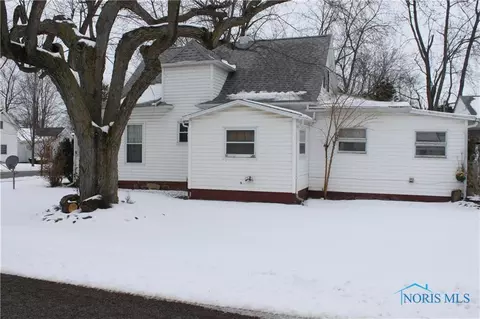 602 W Main St, Deshler, OH 43516 photo 5