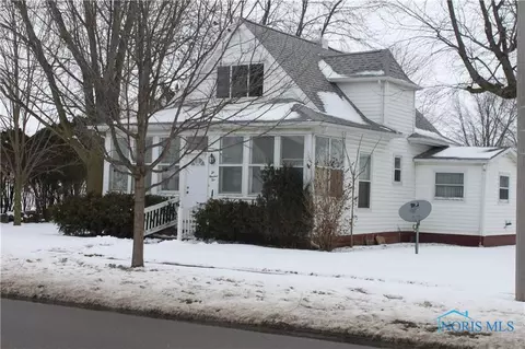 602 W Main St, Deshler, OH 43516 photo 4