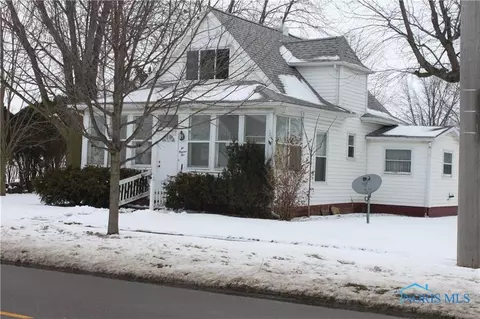 602 W Main St, Deshler, OH 43516 photo 2