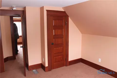 602 W Main St, Deshler, OH 43516 photo 9