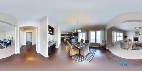 2986 Stonegate Dr, Maumee, OH 43537 photo 6