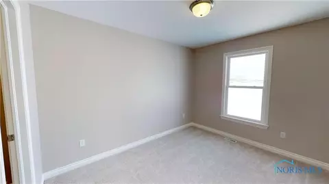 2986 Stonegate Dr, Maumee, OH 43537 photo 27