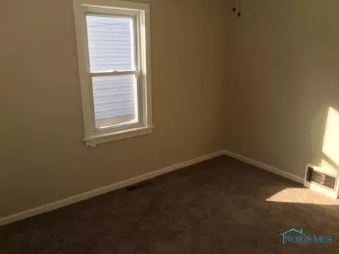 903 S Walnut St, Bryan, OH 43506 photo 7