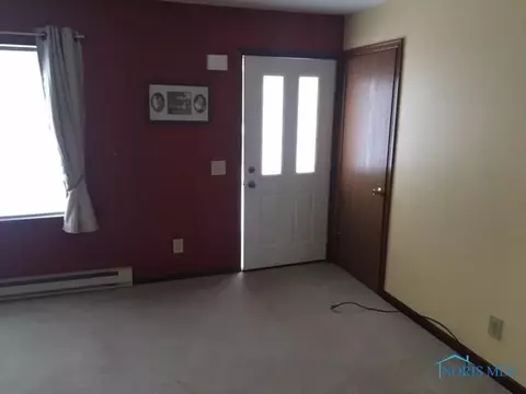 609 W Wayne St, Paulding, OH 45879 photo 2
