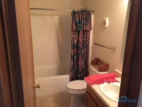 609 W Wayne St, Paulding, OH 45879 photo 9