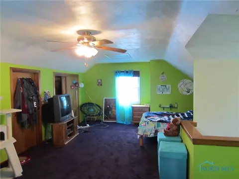 560 Robindale Ave, Oregon, OH 43616 photo 18