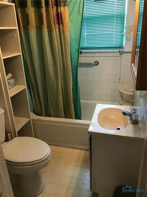 1030 Elysian Ave, Toledo, OH 43607 photo 7