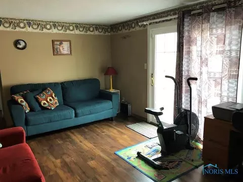 216 Ohio Dr, Bryan, OH 43506 photo 8