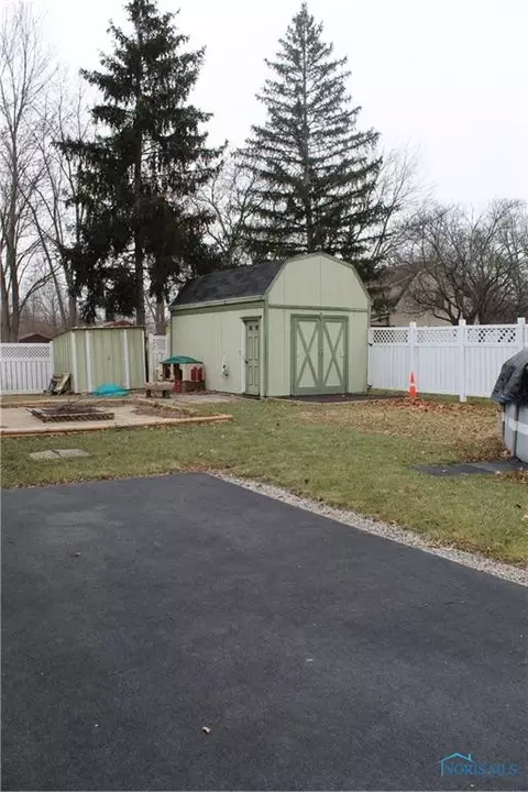 216 Ohio Dr, Bryan, OH 43506 photo 22