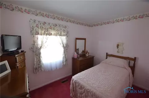 1840 E Benwick Rd, Toledo, OH 43613 photo 12