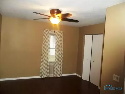 113 Fairview St, Lyons, OH 43533 photo 12