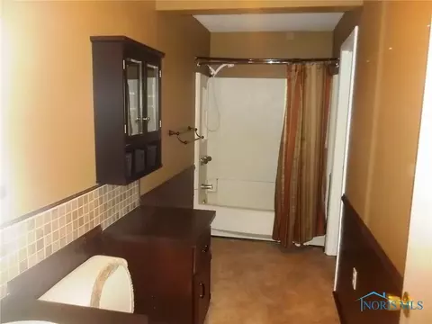 113 Fairview St, Lyons, OH 43533 photo 14
