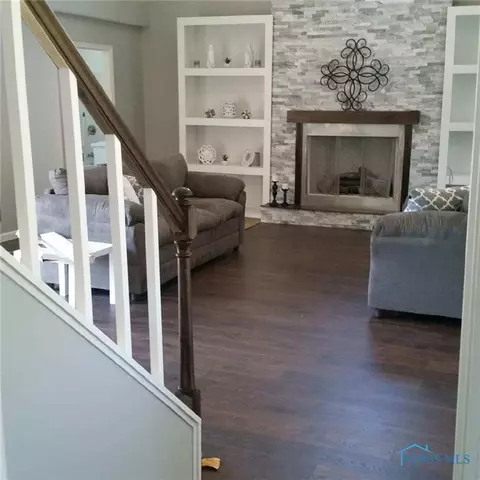 524 S Main St, Bryan, OH 43506 photo 3