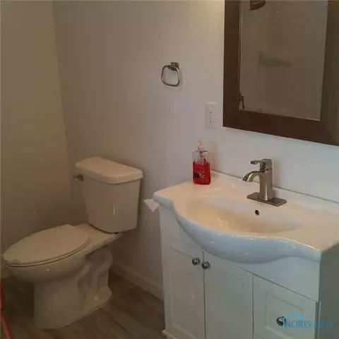 524 S Main St, Bryan, OH 43506 photo 9