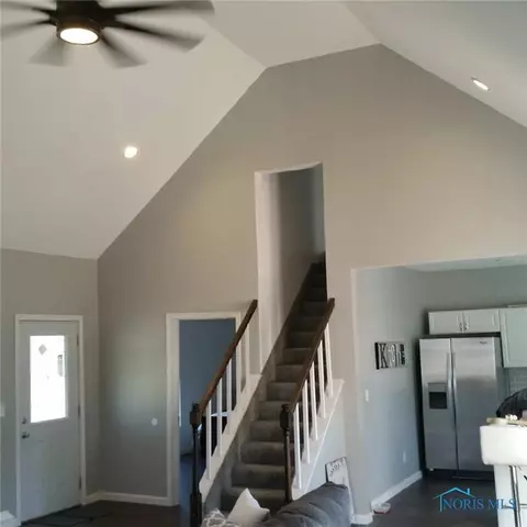 524 S Main St, Bryan, OH 43506 photo 2