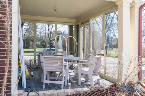 2041 Shenandoah Rd, Toledo, OH 43607 photo 21