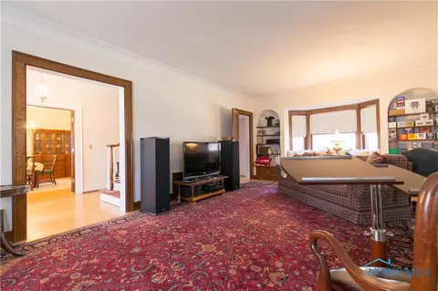 2041 Shenandoah Rd, Toledo, OH 43607 photo 9