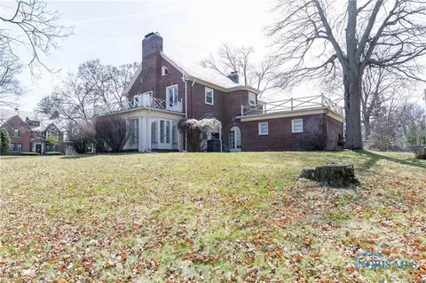 2041 Shenandoah Rd, Toledo, OH 43607 photo 22