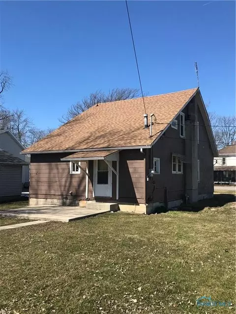 403 W Wayne St, Paulding, OH 45879 photo 3
