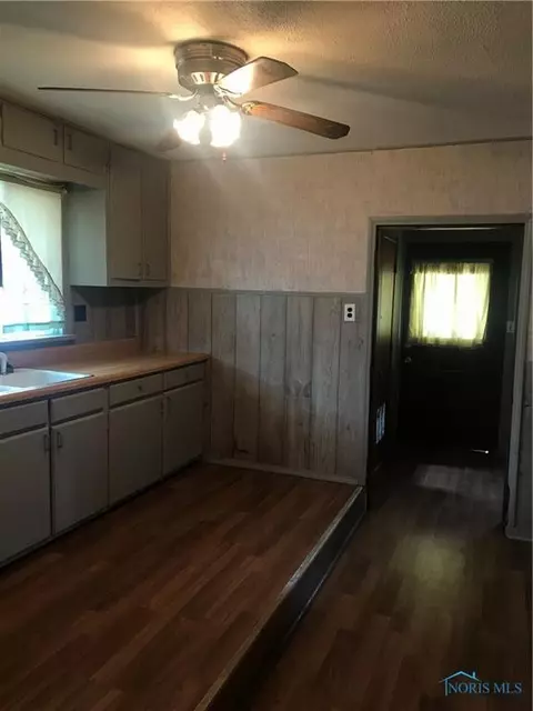 403 W Wayne St, Paulding, OH 45879 photo 10