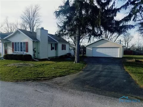 20937 W Yale, Williston, OH 43468 photo 3