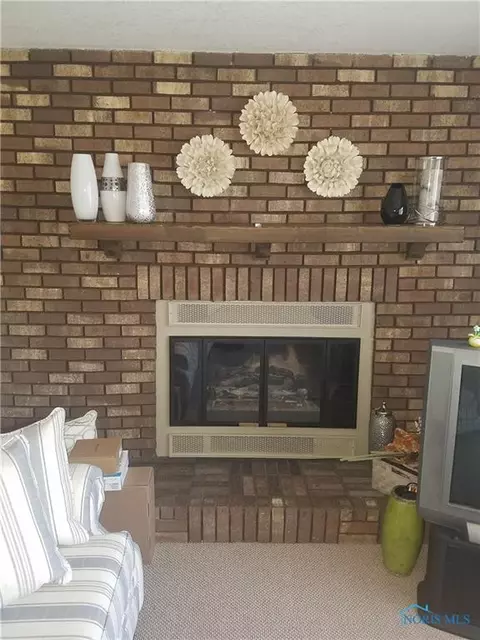 20937 W Yale, Williston, OH 43468 photo 7