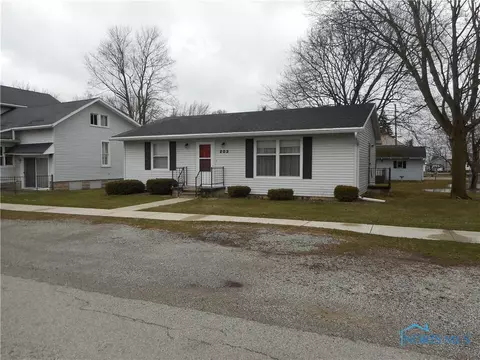 203 E Rings St, West Unity, OH 43570 photo 2