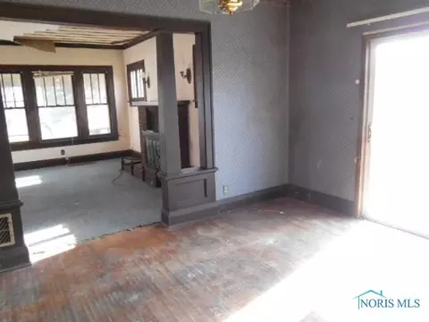 409 E Bement St, Bryan, OH 43506 photo 5
