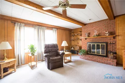 204 Warner St, Walbridge, OH 43465 photo 23