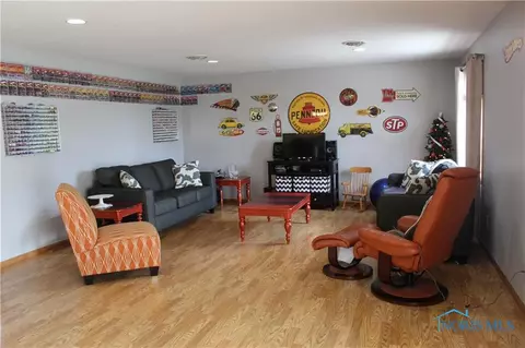 508 S Liberty St, West Unity, OH 43570 photo 3
