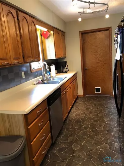 508 S Liberty St, West Unity, OH 43570 photo 1