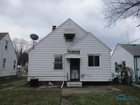 2326 Hinde Rd, Toledo, OH 43607 photo 4