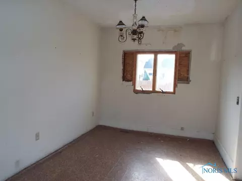121 E South St, Wayne, OH 43466 photo 10