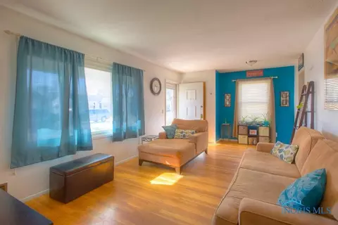 1385 Junior Dr, Maumee, OH 43537 photo 6