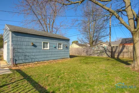 1385 Junior Dr, Maumee, OH 43537 photo 11