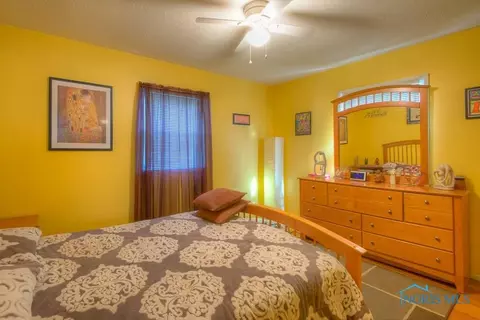 1385 Junior Dr, Maumee, OH 43537 photo 8