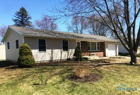 214 Douglas Dr, Archbold, OH 43502 photo 1