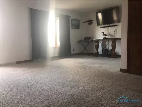2941 Springtime Dr, Oregon, OH 43616 photo 5
