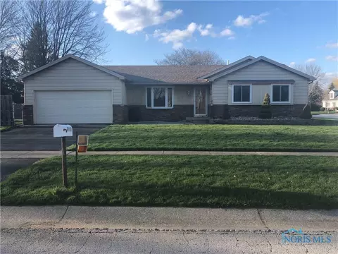 2941 Springtime Dr, Oregon, OH 43616 photo 2