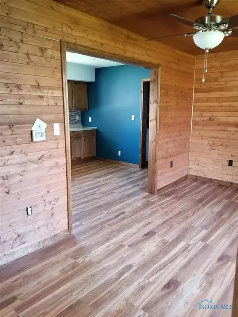 412 E Main St, Fayette, OH 43521 photo 9