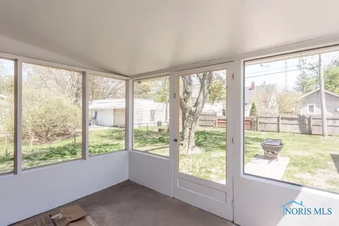 1730 Perth St, Toledo, OH 43607 photo 8