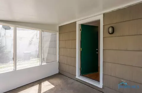 1730 Perth St, Toledo, OH 43607 photo 9